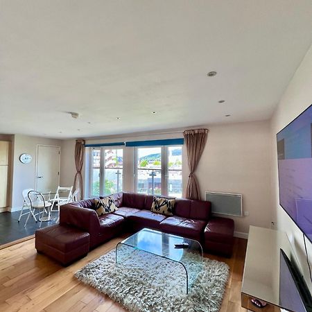 Great City Centre Getaway Apartment 2 Bed Near The Beach And Shopping Area Swansea Exteriör bild