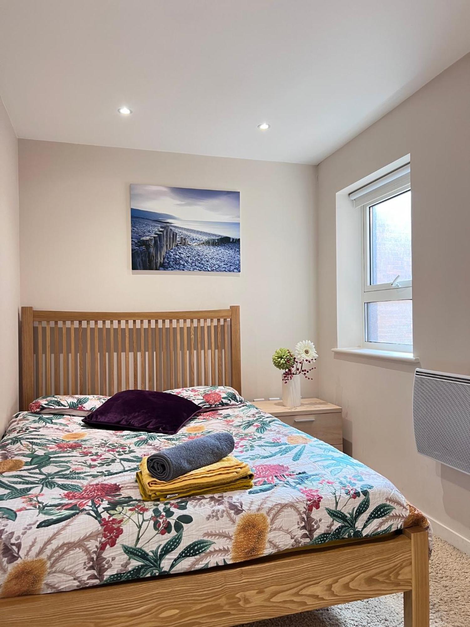 Great City Centre Getaway Apartment 2 Bed Near The Beach And Shopping Area Swansea Exteriör bild